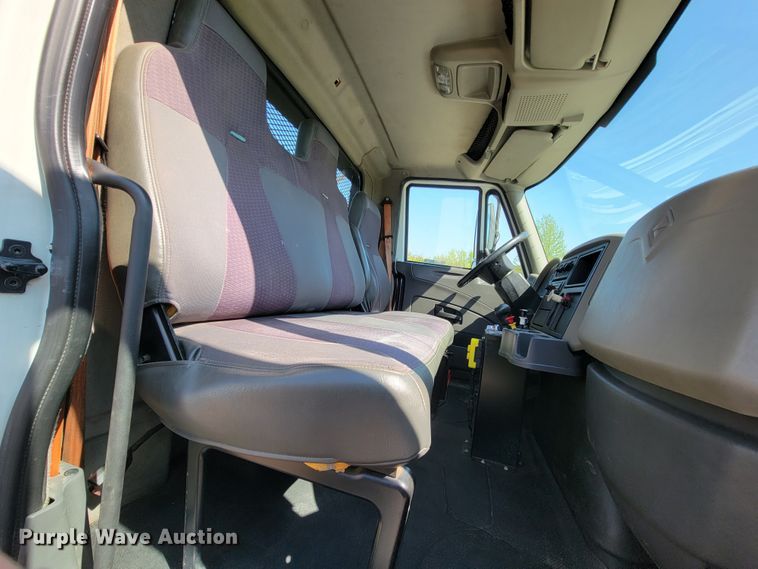 image for item IV9008 2012 International 4300  dump flatbed truck