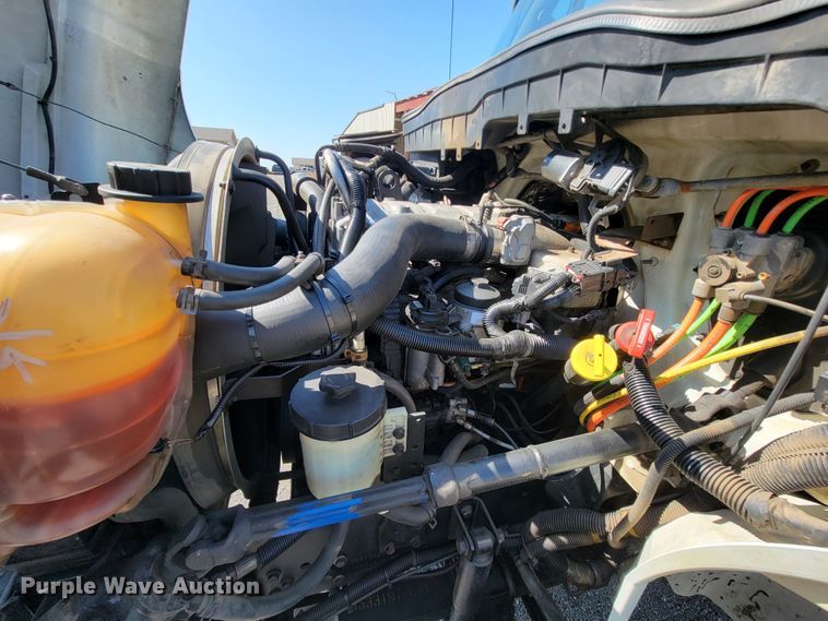 image for item IV9008 2012 International 4300  dump flatbed truck