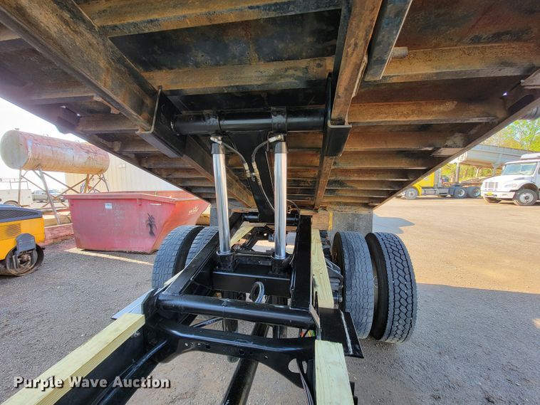 image for item IV9008 2012 International 4300  dump flatbed truck