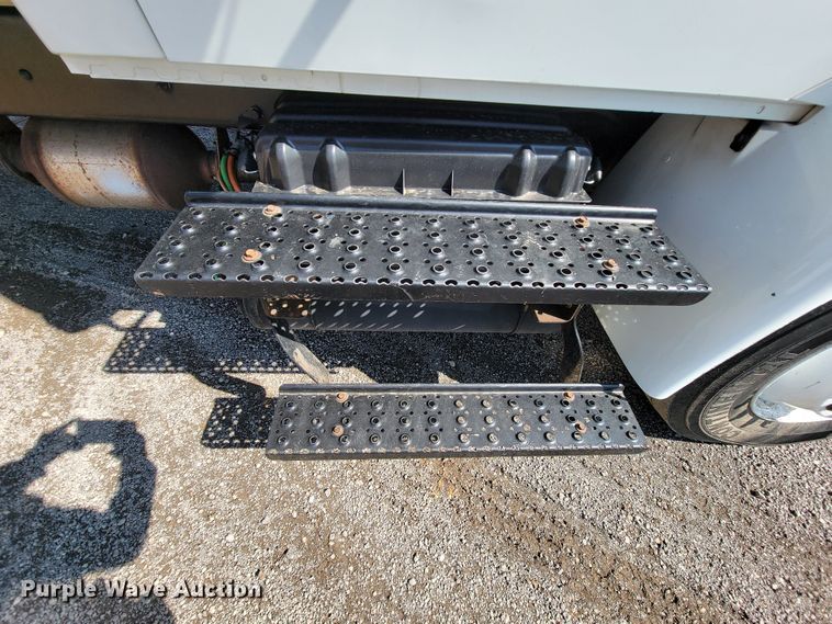 image for item IV9008 2012 International 4300  dump flatbed truck