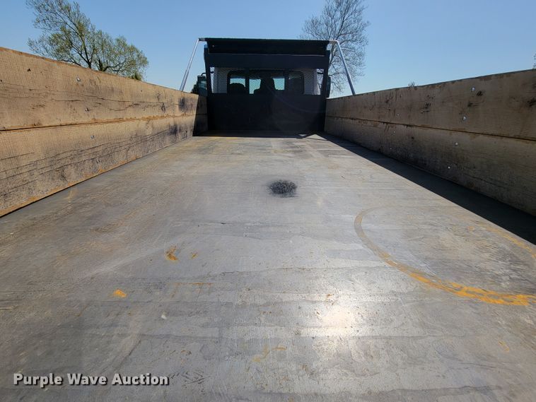 image for item IV9008 2012 International 4300  dump flatbed truck