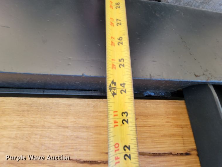 image for item IV9008 2012 International 4300  dump flatbed truck