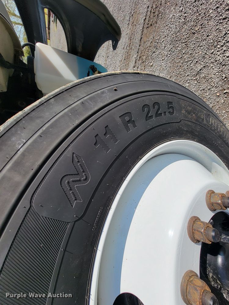 image for item IV9008 2012 International 4300  dump flatbed truck