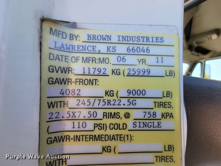 image for item IV9008 2012 International 4300  dump flatbed truck