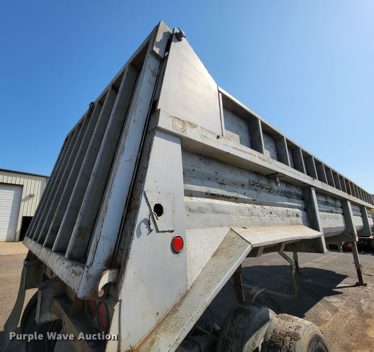 image for item IV9009 1994 Lufkin ULD-II38  end dump trailer