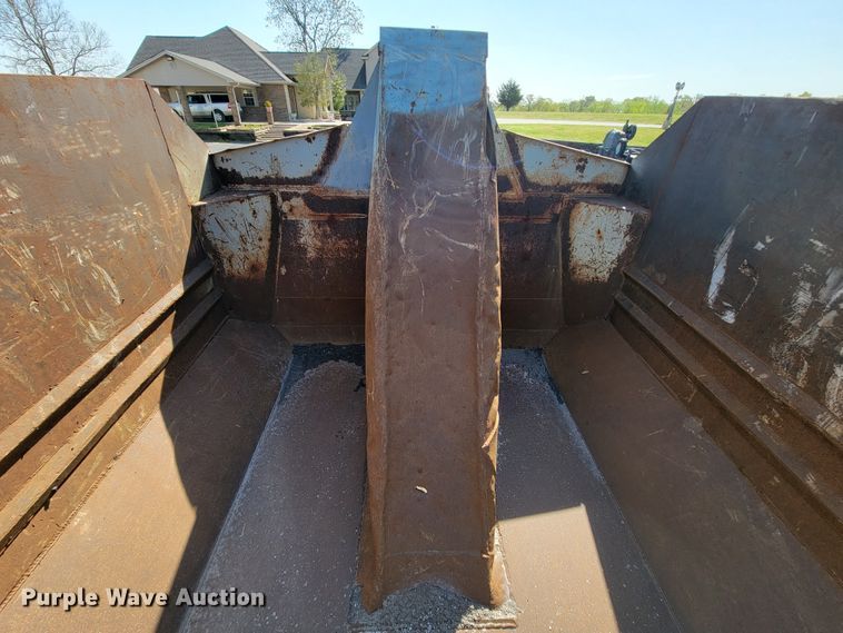 image for item IV9009 1994 Lufkin ULD-II38  end dump trailer