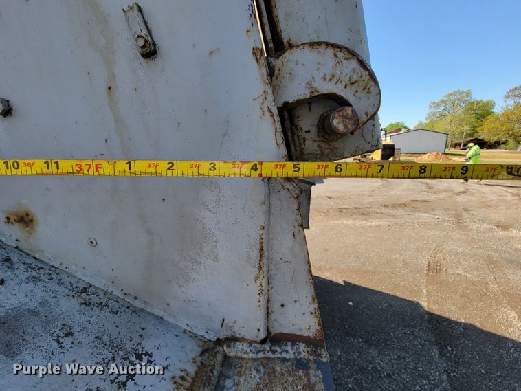 image for item IV9009 1994 Lufkin ULD-II38  end dump trailer