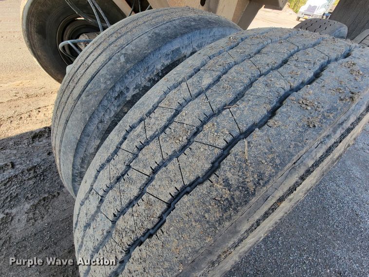 image for item IV9009 1994 Lufkin ULD-II38  end dump trailer