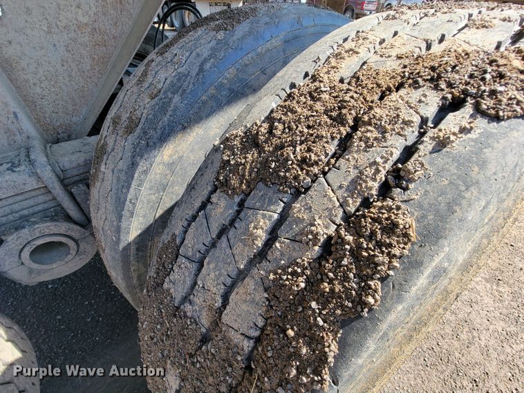 image for item IV9009 1994 Lufkin ULD-II38  end dump trailer