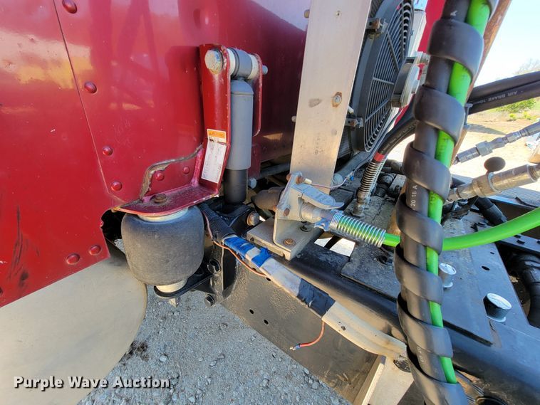 image for item IV9012 1999 Peterbilt 379  semi truck