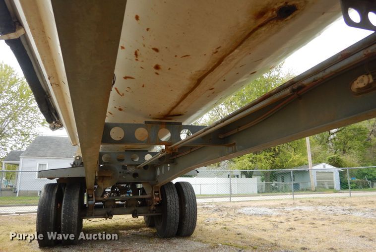 image for item IY9685 2003 Smith Co  side dump trailer