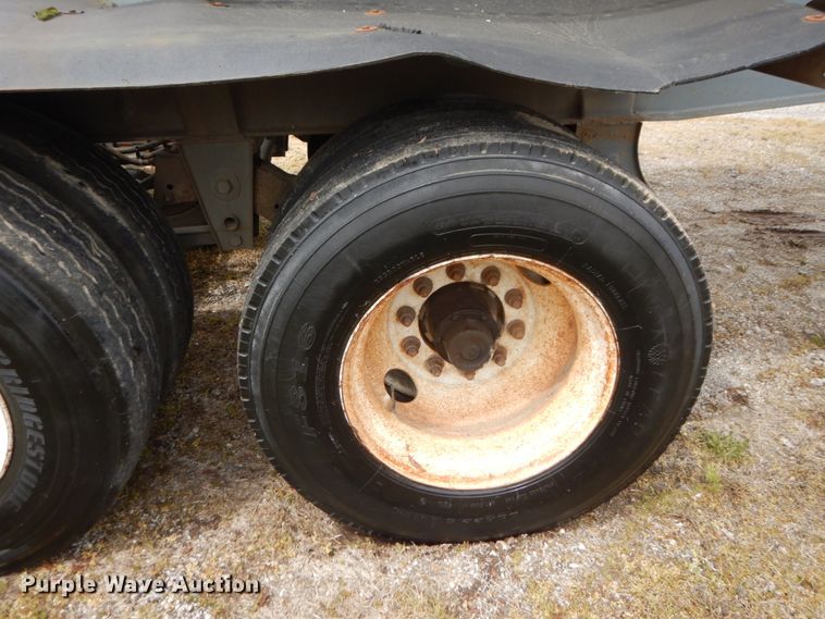 image for item IY9685 2003 Smith Co  side dump trailer