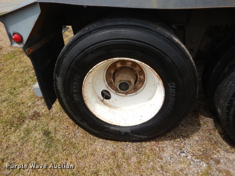 image for item IY9685 2003 Smith Co  side dump trailer