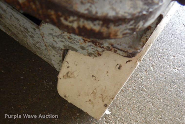 image for item DA5284 2006 Skyjack SJIII 3219  scissor lift