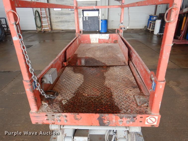 image for item DA5285 2008 Skyjack SJIII 3219  scissor lift