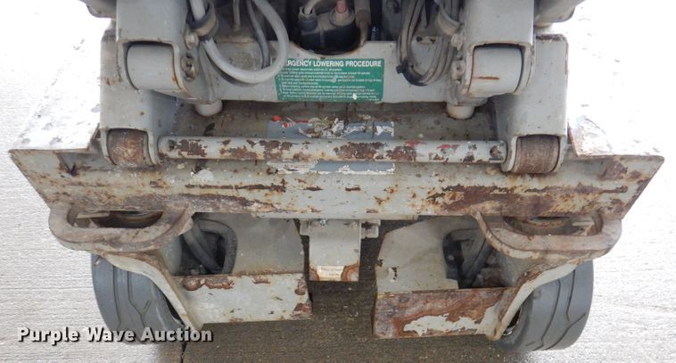 image for item DA5285 2008 Skyjack SJIII 3219  scissor lift