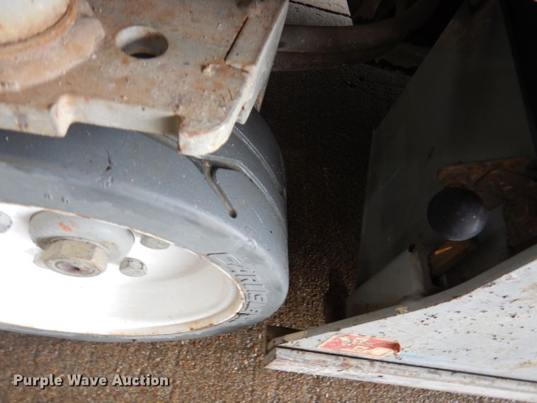 image for item DA5285 2008 Skyjack SJIII 3219  scissor lift