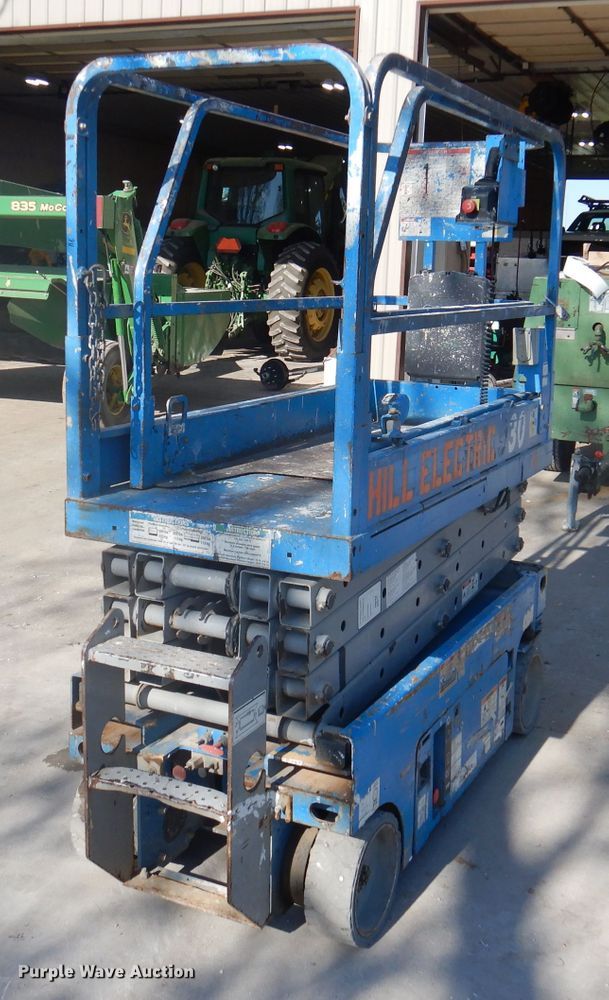 image for item DA5287 Genie GS1930  scissor lift