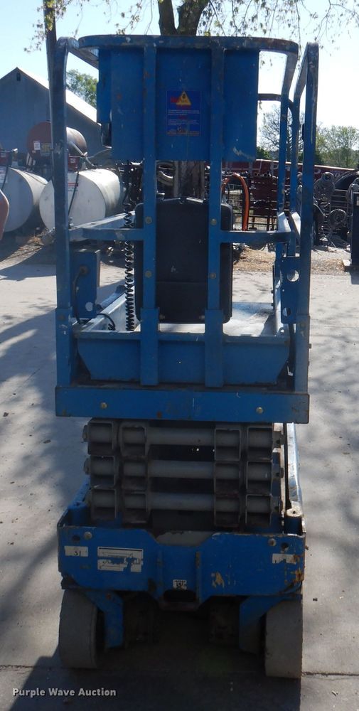 image for item DA5287 Genie GS1930  scissor lift