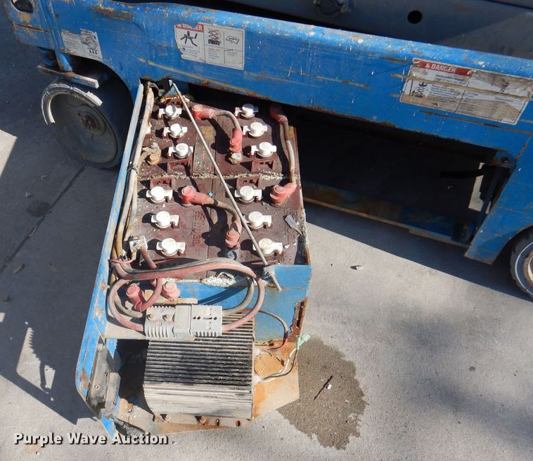 image for item DA5287 Genie GS1930  scissor lift