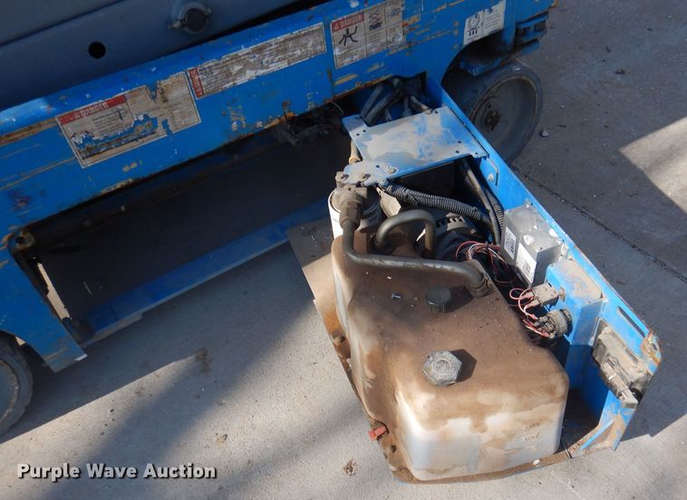 image for item DA5287 Genie GS1930  scissor lift