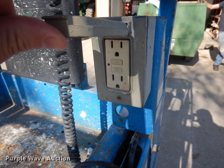 image for item DA5287 Genie GS1930  scissor lift