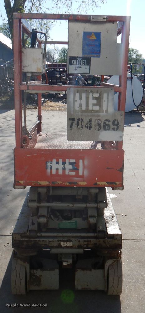 image for item DA5288 2007 Skyjack SJIII 3219  scissor lift