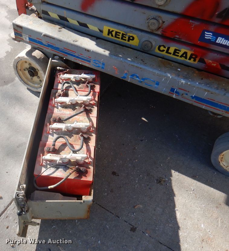 image for item DA5288 2007 Skyjack SJIII 3219  scissor lift