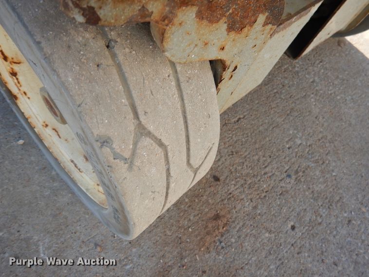 image for item DA5288 2007 Skyjack SJIII 3219  scissor lift