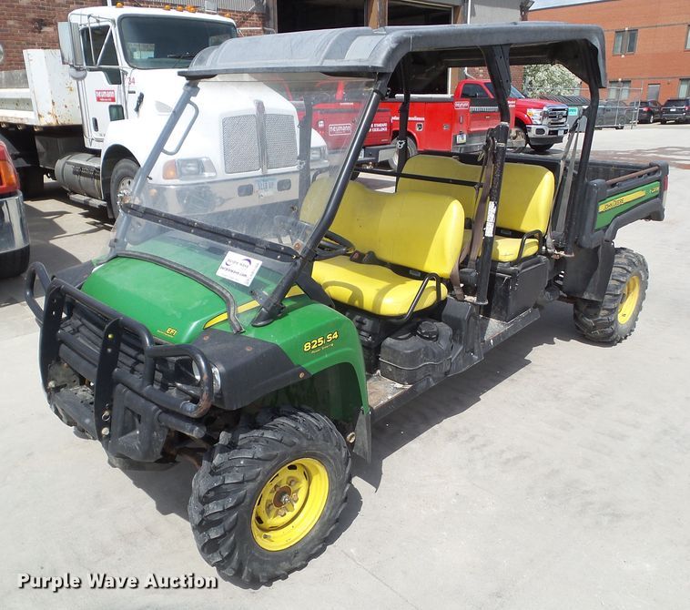 image for item DA7108 2013 John Deere 825i S4  utility vehicle