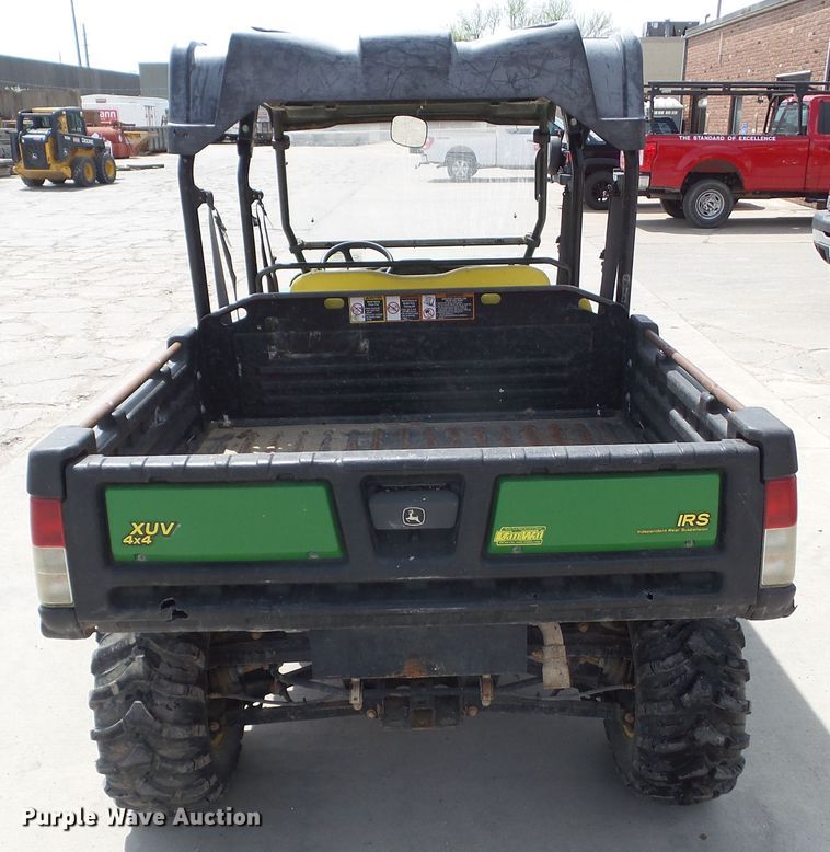 image for item DA7108 2013 John Deere 825i S4  utility vehicle