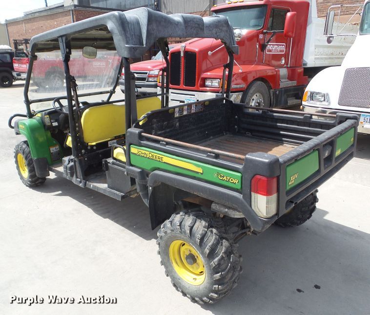 image for item DA7108 2013 John Deere 825i S4  utility vehicle