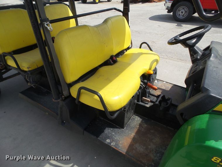 image for item DA7108 2013 John Deere 825i S4  utility vehicle