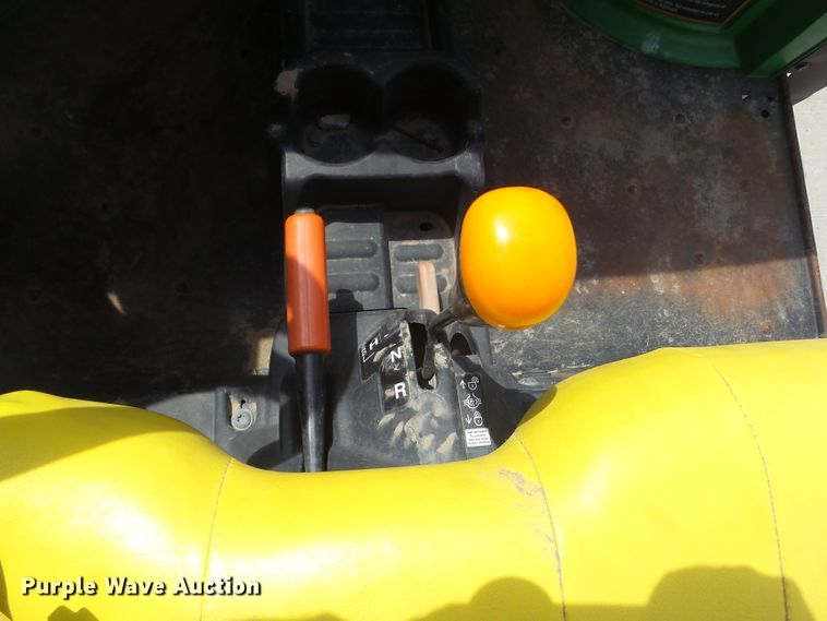 image for item DA7108 2013 John Deere 825i S4  utility vehicle