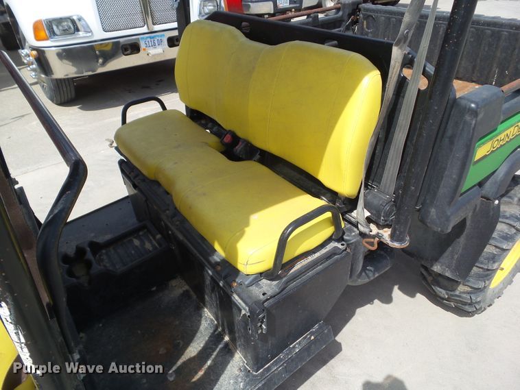 image for item DA7108 2013 John Deere 825i S4  utility vehicle