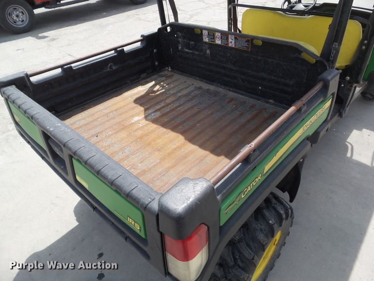 image for item DA7108 2013 John Deere 825i S4  utility vehicle