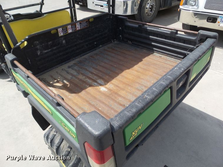 image for item DA7108 2013 John Deere 825i S4  utility vehicle