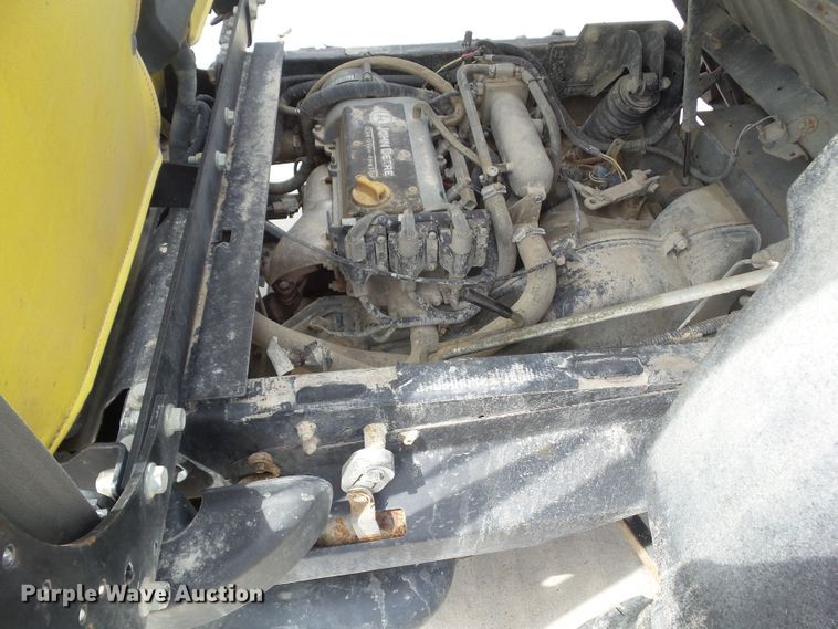 image for item DA7108 2013 John Deere 825i S4  utility vehicle