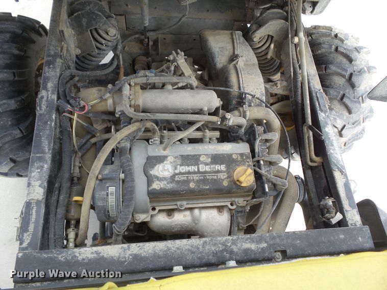 image for item DA7108 2013 John Deere 825i S4  utility vehicle