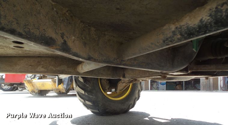 image for item DA7108 2013 John Deere 825i S4  utility vehicle