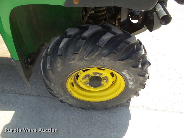 image for item DA7108 2013 John Deere 825i S4  utility vehicle