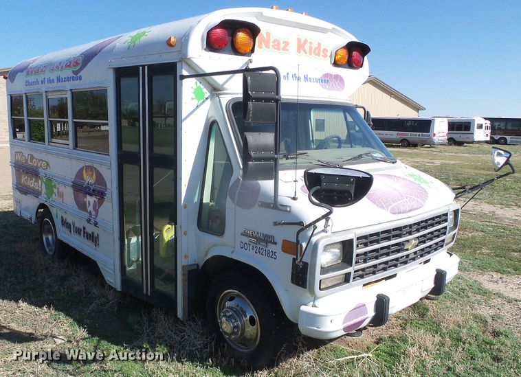 image for item DI5594 1996 Chevrolet G30  school bus