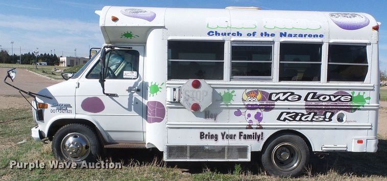 image for item DI5594 1996 Chevrolet G30  school bus