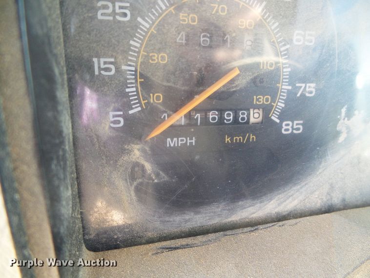 image for item DI5594 1996 Chevrolet G30  school bus