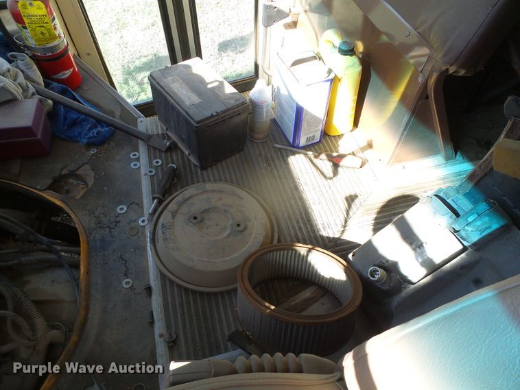 image for item DI5594 1996 Chevrolet G30  school bus