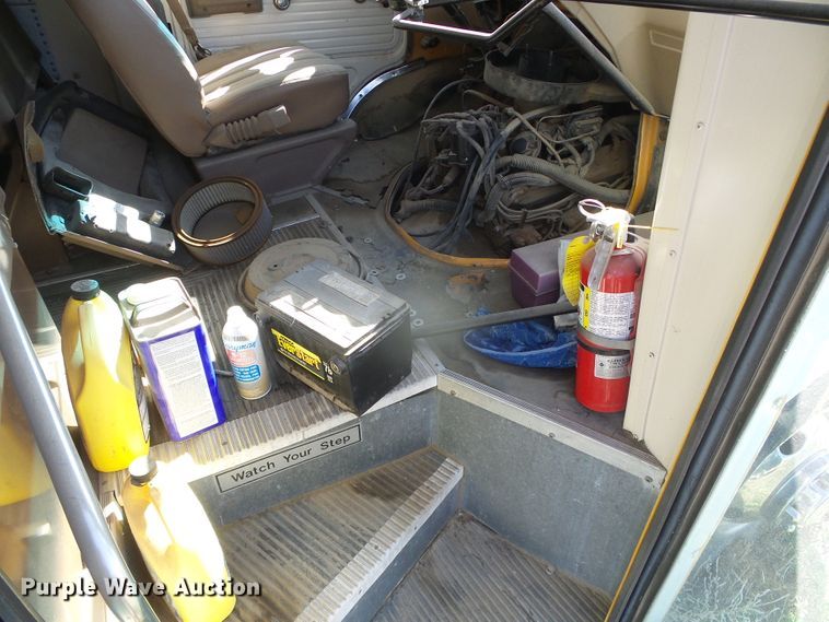 image for item DI5594 1996 Chevrolet G30  school bus