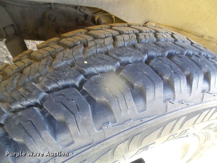 image for item DI5594 1996 Chevrolet G30  school bus