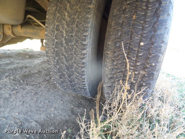 image for item DI5594 1996 Chevrolet G30  school bus