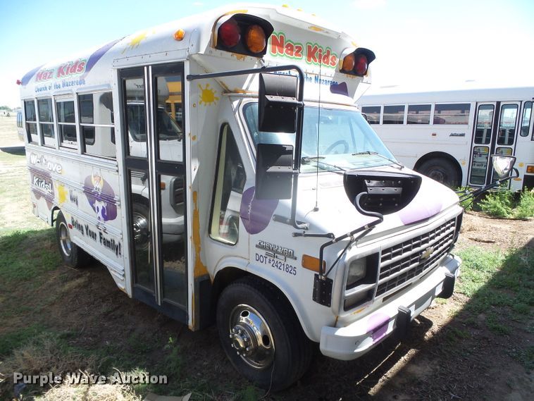 image for item DI5595 1996 Chevrolet G30  school bus