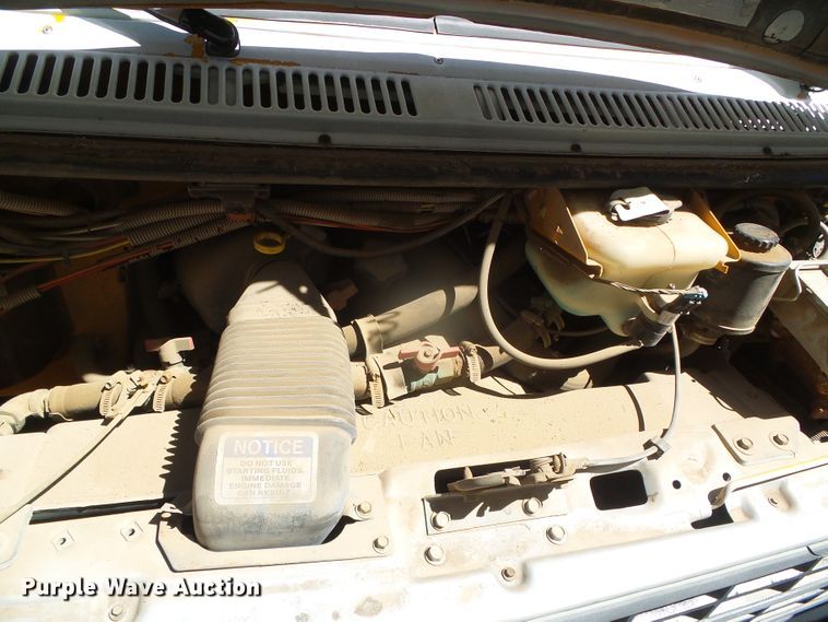 image for item DI5595 1996 Chevrolet G30  school bus